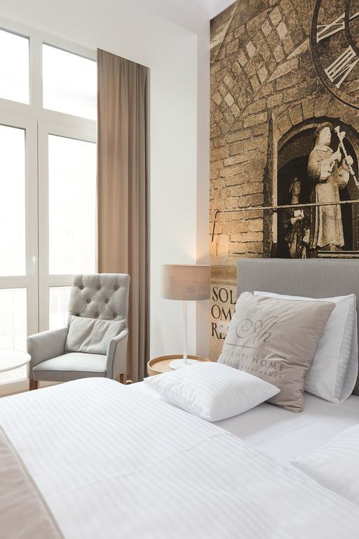 Avanti Hotel apartamentowy *